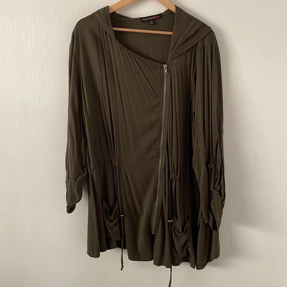 Women’s Zip-up Jacket